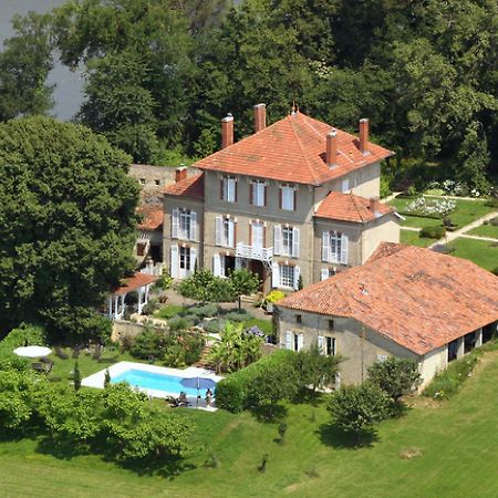 Chateau De Lahitte Bed & Breakfast Vergoignan ภายนอก รูปภาพ