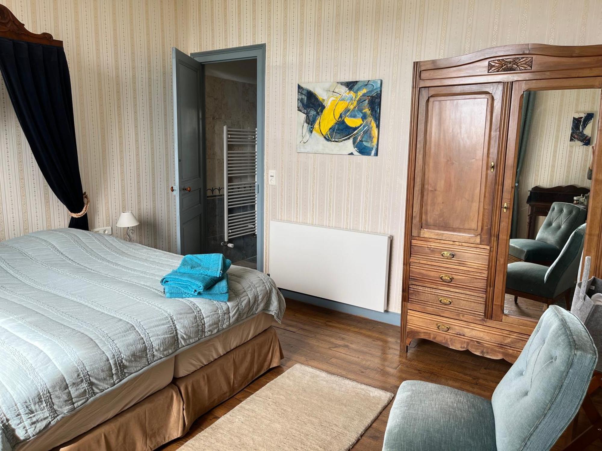 Chateau De Lahitte Bed & Breakfast Vergoignan ภายนอก รูปภาพ
